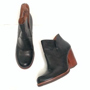 Kork-Ease Black leather heeled ankle boots